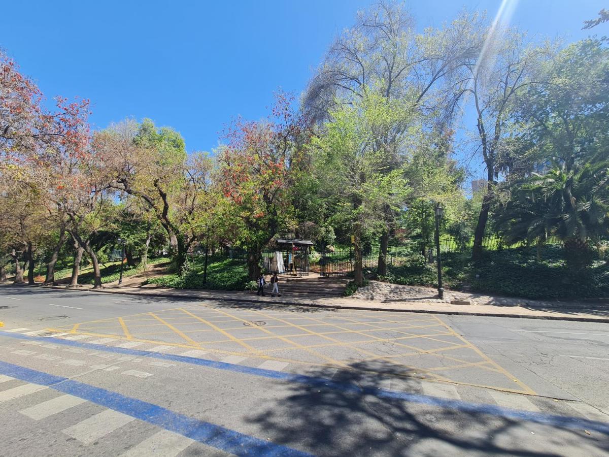 Oceana Suites Lastarria Santiago del Cile Esterno foto